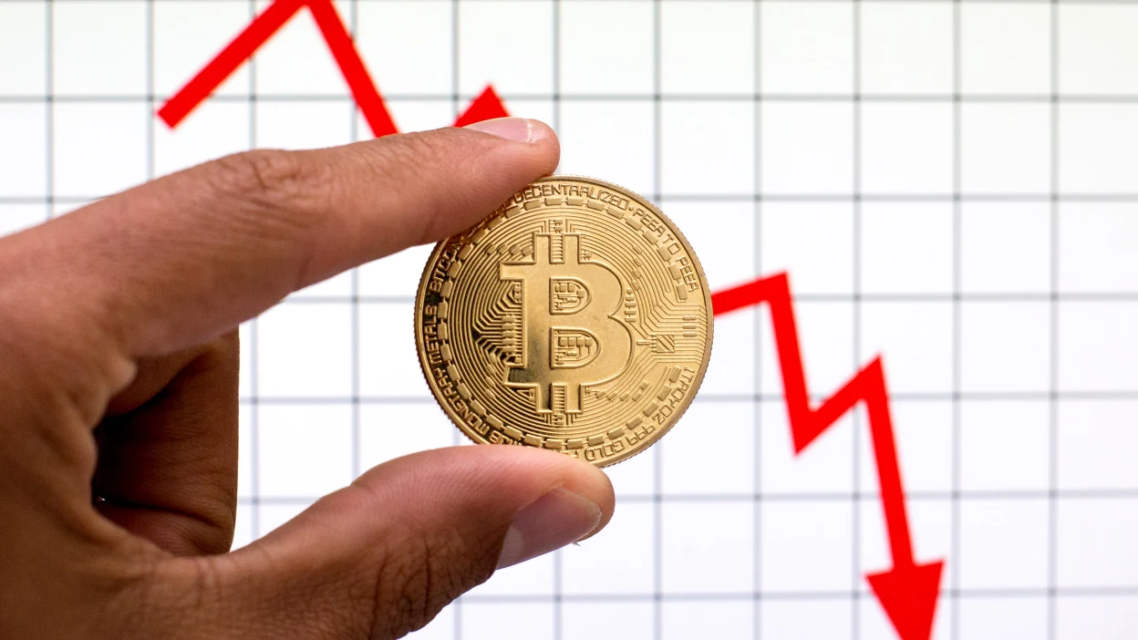 One Thing Could Crash Bitcoin And Crypto In The Coming Months 