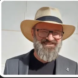 Knut Svanholm