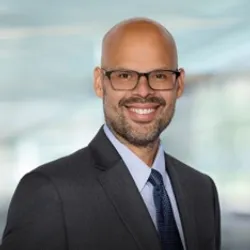 Kevin T Medina