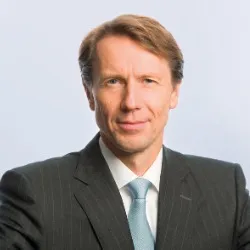 Erik Engstrom Erik Engstrom