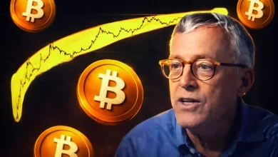 Peter Brandt Flags “Banana” Pattern on Bitcoin Chart as Bitcoin Supply Tightens