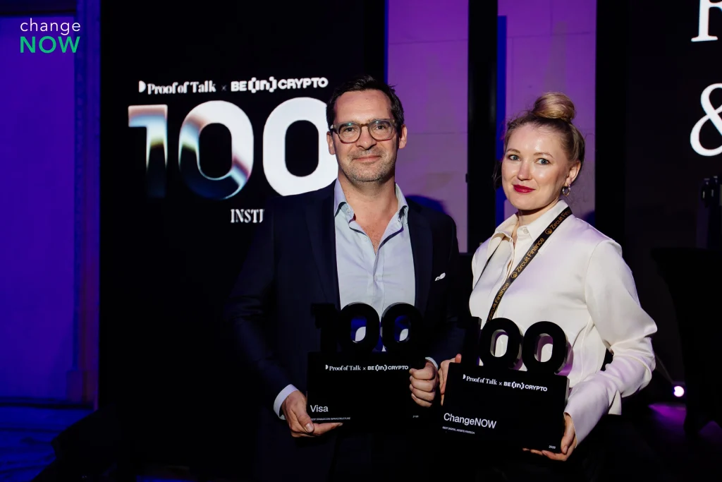 ChangeNOW is the winner of the Best Digital Assets Award, represented by Elena Dali Bey.