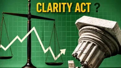 Scales of justice with falling market arrow next to a broken pillar.