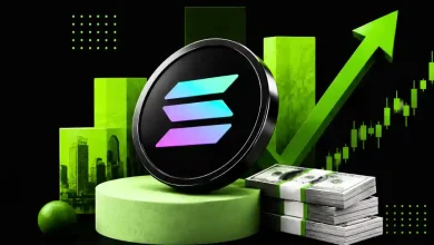 Solana coin on platform with cash stacks and green growth arrow.