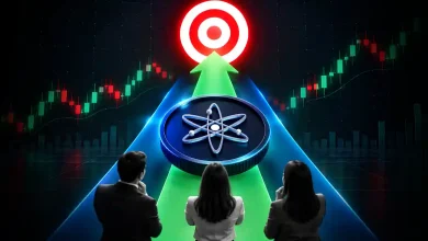 Cosmos ATOM coin riding green arrow toward red bullseye with traders watching